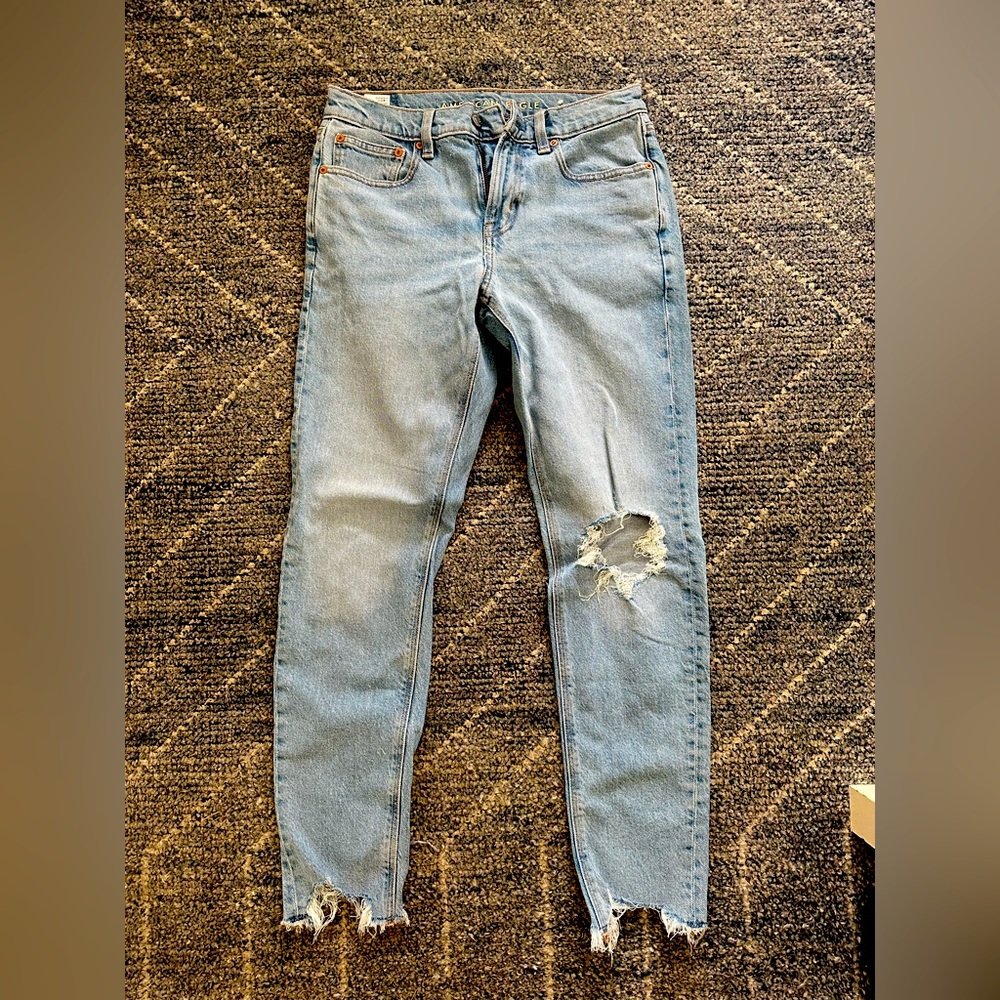 America Eagle Brand New, W/O Tags Mid-Rise distressed light-wash jeans
